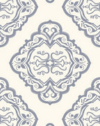 Elegant Grey Arabesque Pattern Rug