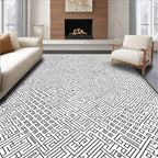 Intricate Maze Pattern Design Rug